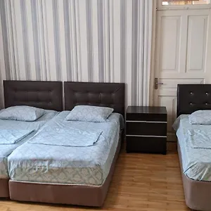 https://medeas-guest-house-batumi.batumihotels.net