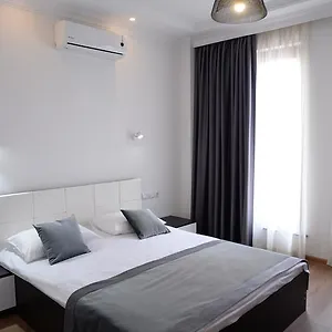 https://guest-house-gantiadi.batumihotels.net